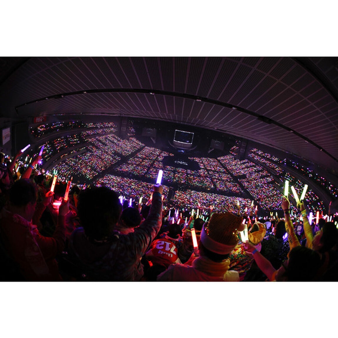 ももいろクリスマス2014　さいたまスーパーアリーナ大会　〜Shining　Snow　Story〜　Day1　LIVE　DVD（ＤＶＤ）