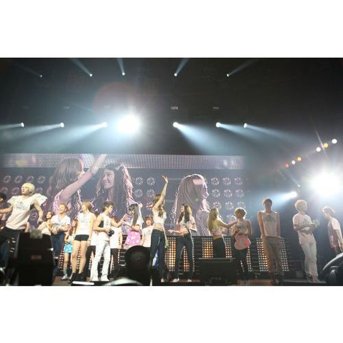 I　AM：　SMTOWN　LIVE　WORLD　TOUR　in　Madison　Square　Garden　ライブDISC付コンプリートDVD　BOX（ＤＶＤ）