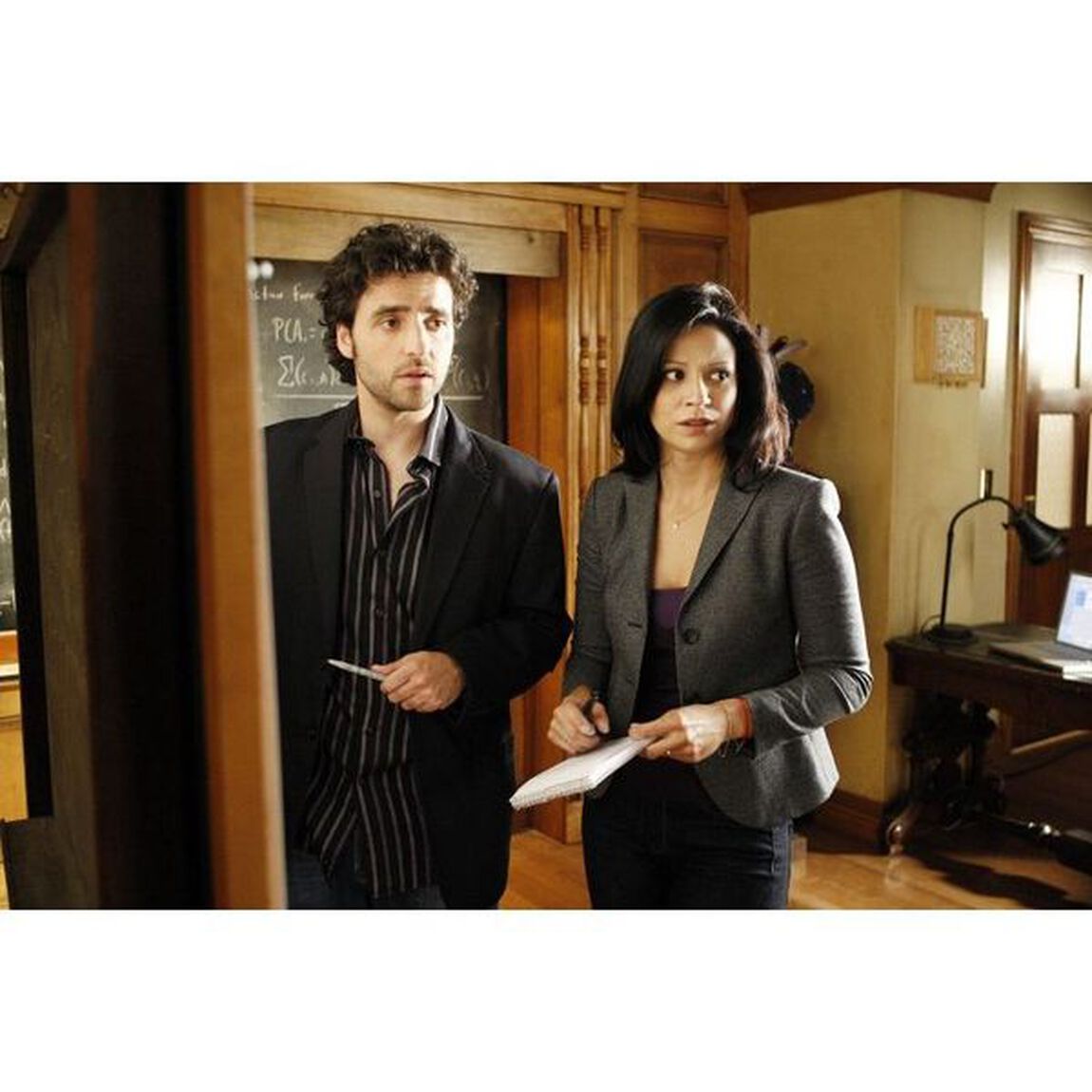ナンバーズ　天才数学者の事件ファイル　ファイナル・シーズン　コンプリートDVD－BOX　Part　1（ＤＶＤ）