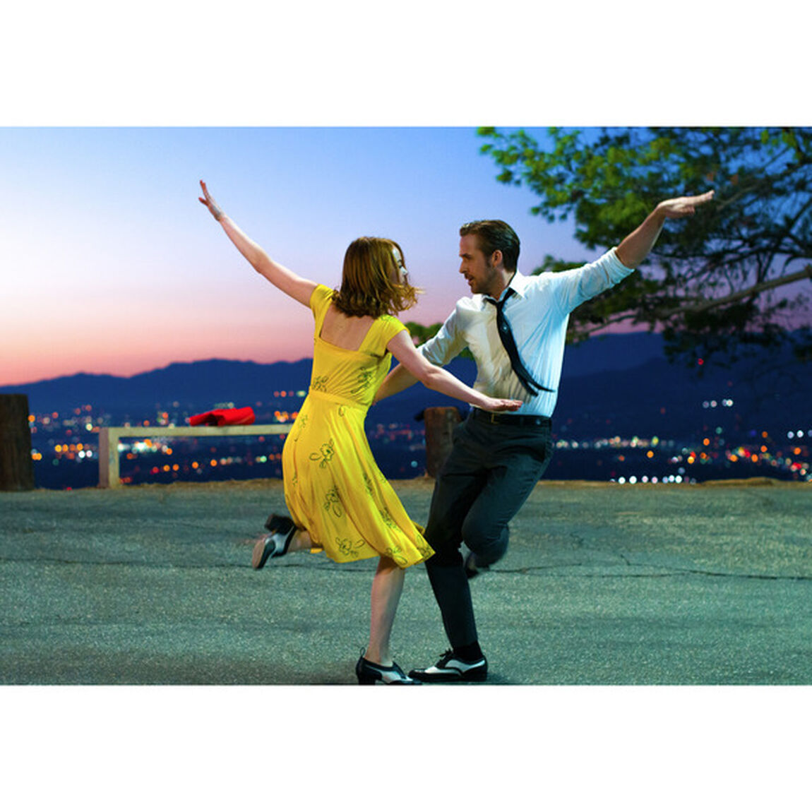ラ・ラ・ランド DVD スタンダード・エディション（ＤＶＤ）