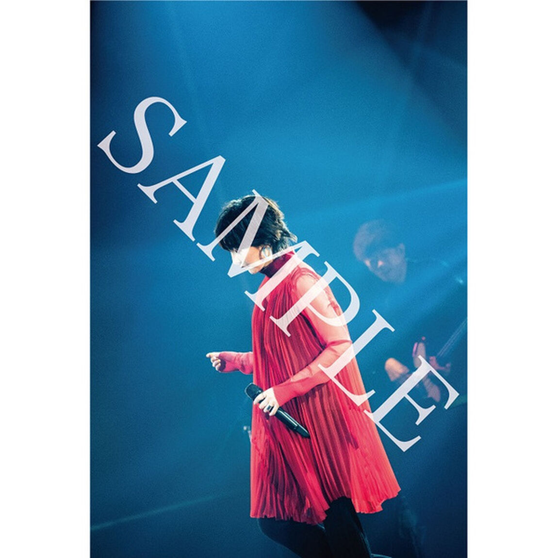 家入レオ／10th Anniversary Live at 東京ガーデンシアター（セブンネット限定特典：ポストカードカレンダー（絵柄F））（Ｂｌｕ－ｒａｙ　Ｄｉｓｃ）