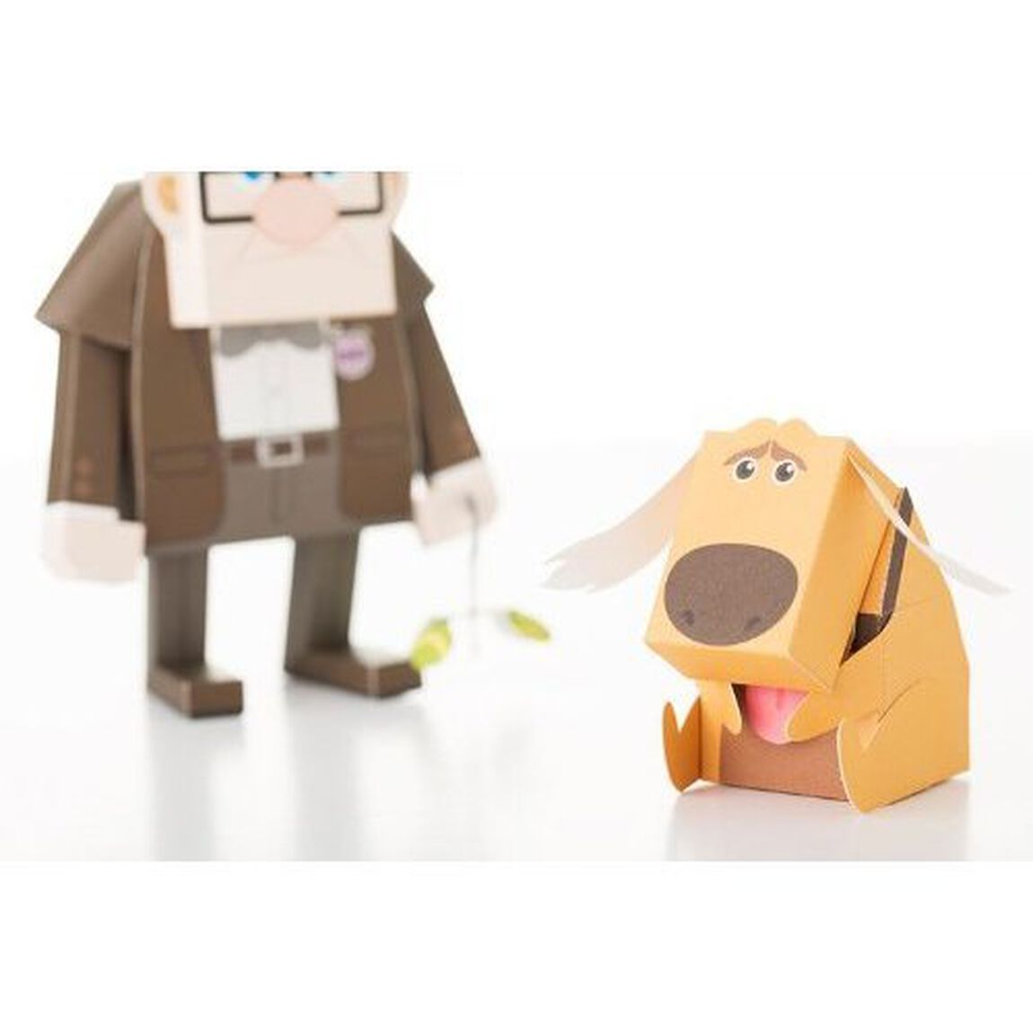 ディズニーペーパートイシリーズ カールじいさんの空飛ぶ家 カール（Disney Pixar Carl & Russel Paper Toy -Carl）（ＤＶＤ）