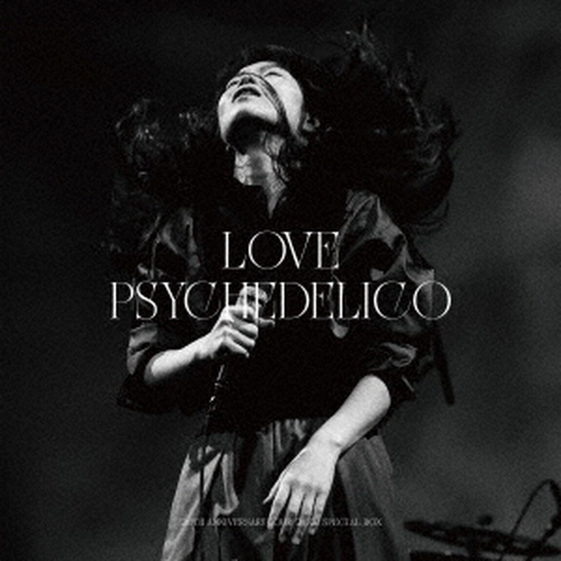 LOVE PSYCHEDELICO／20th Anniversary Tour 2021 Special Box 完全生産限定盤 Blu-ray+2CD+グッズ（Ｂｌｕ－ｒａｙ　Ｄｉｓｃ）