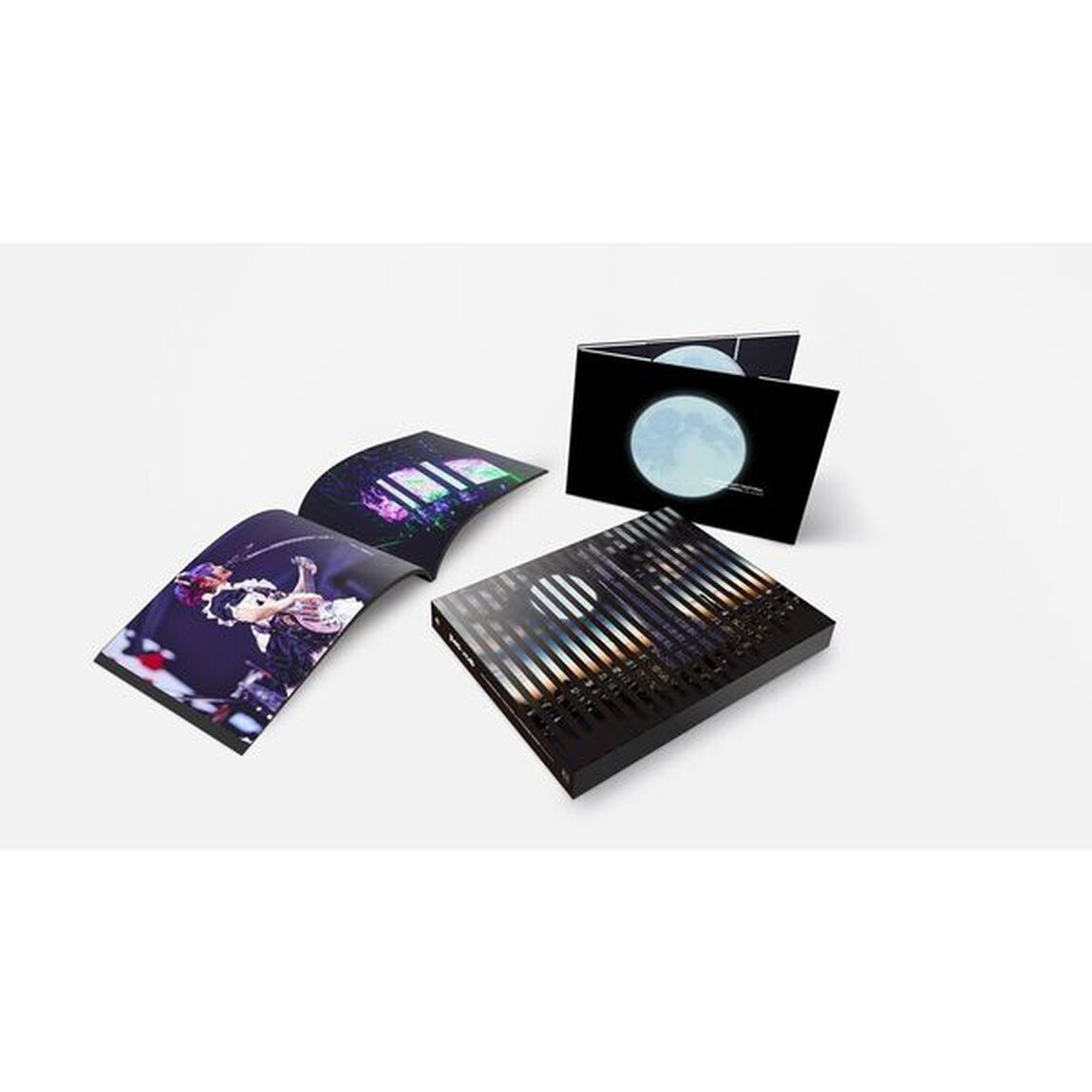 BAND-MAID／10TH ANNIVERSARY TOUR FINAL in YOKOHAMA ARENA (Nov.26，2023) Blu-ray 完全生産限定盤（特典なし）（Ｂｌｕ－ｒａｙ　Ｄｉｓｃ）