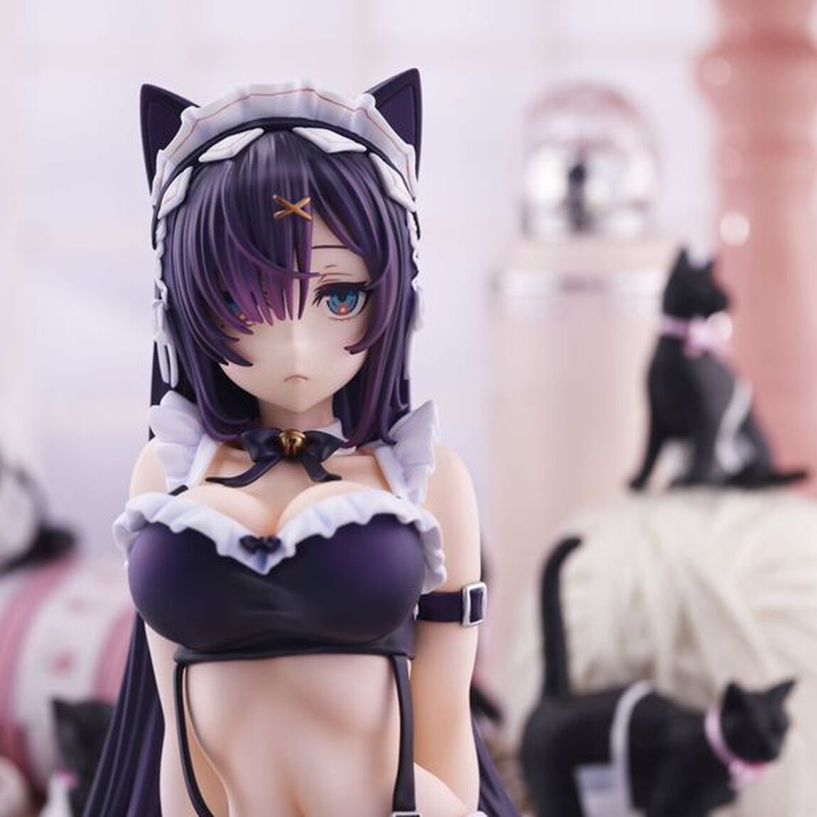 Mika Pikazo「猫メイド」【再販】（2023年12月以降発売予定）