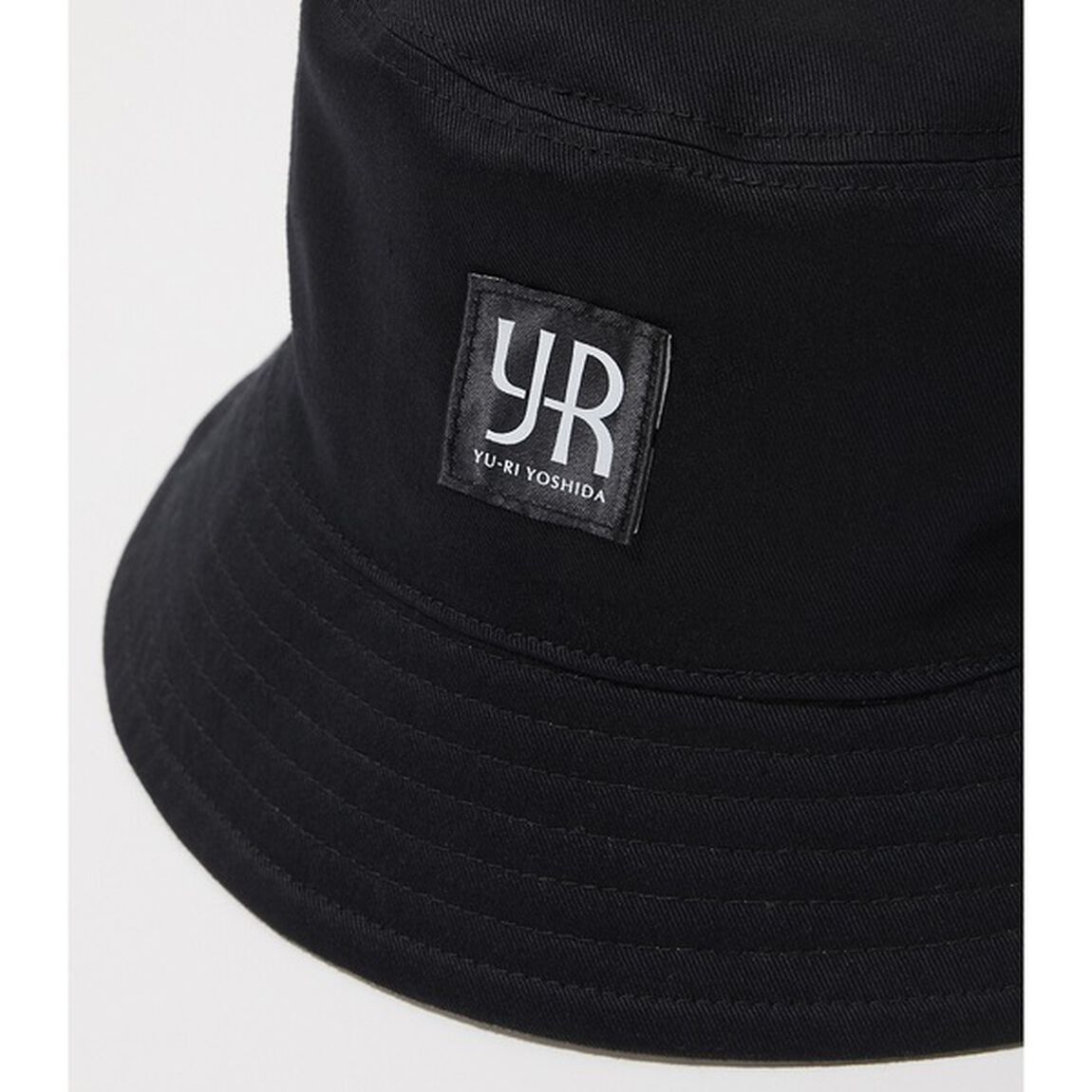 YR BUCKET HAT BLK FREE