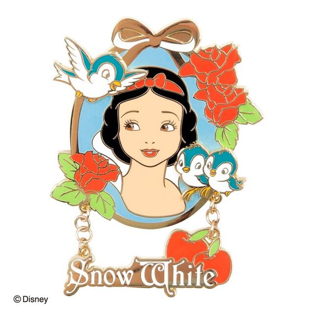 コレクションピンバッジ　ディズニー　白雪姫
