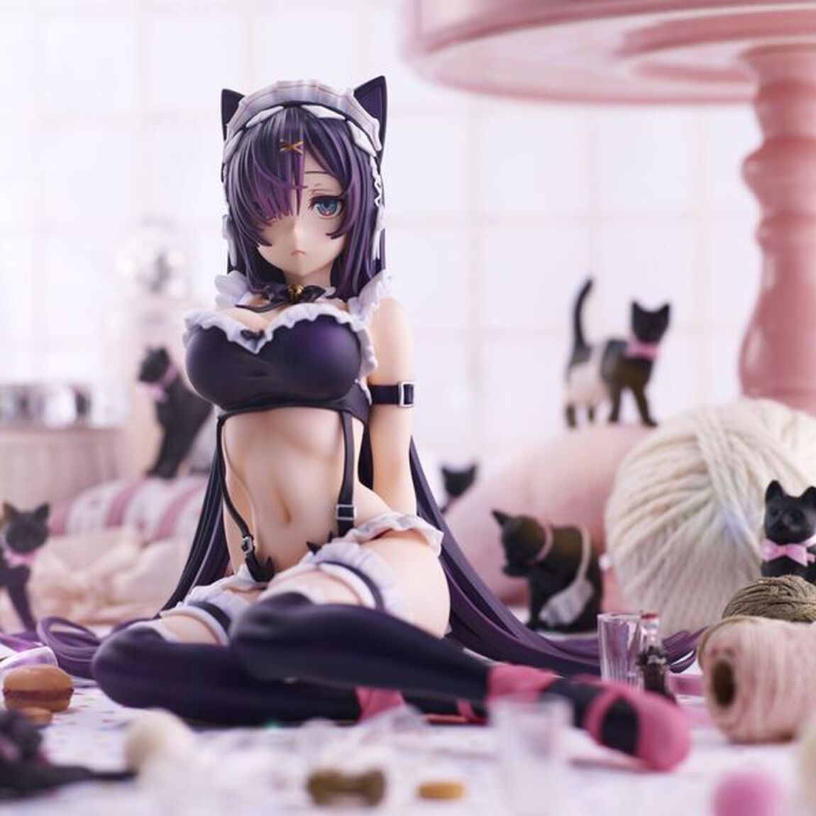Mika Pikazo「猫メイド」【再販】（2023年12月以降発売予定）