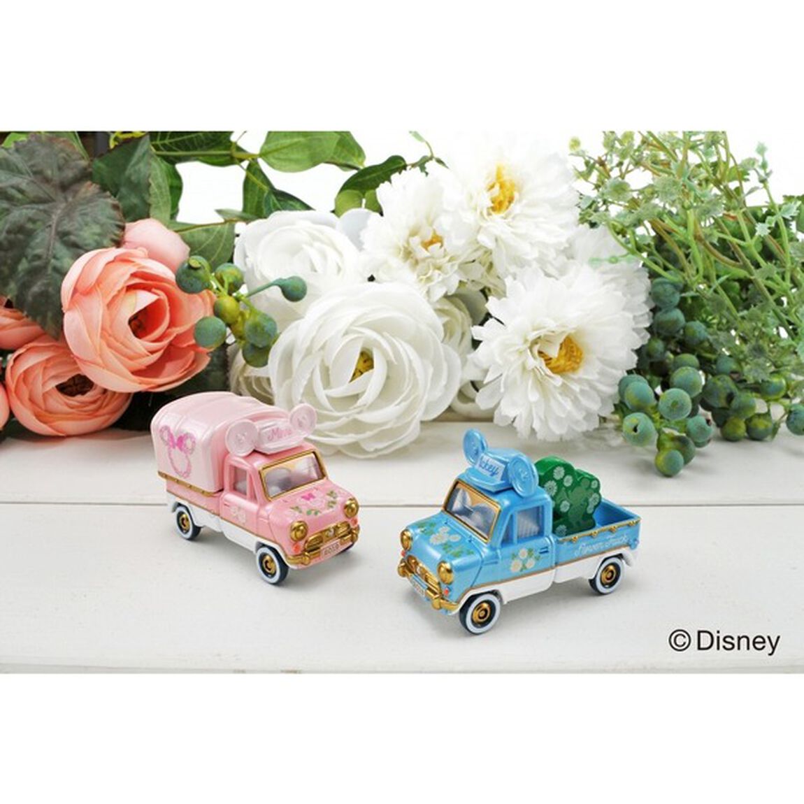 ディズニーモータース　セブン＆アイ特別仕様車『スプリングフラワー』　ソラッタ　ミニーマウス