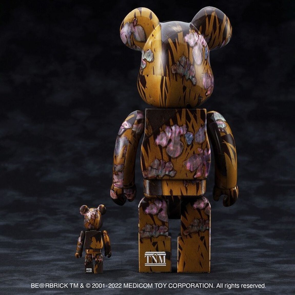 東京国立博物館 BE@RBRICK  尾形光琳 国宝「八橋蒔絵螺鈿硯箱」 100% & 400%