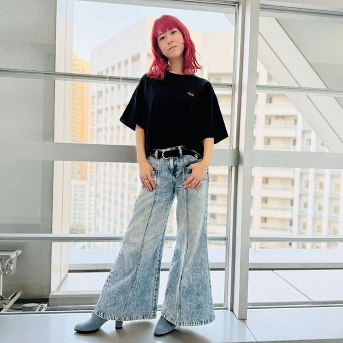 【Penthouse】By The Fireplace Tee＜セブンネット限定カラーTシャツ＞ Sサイズ