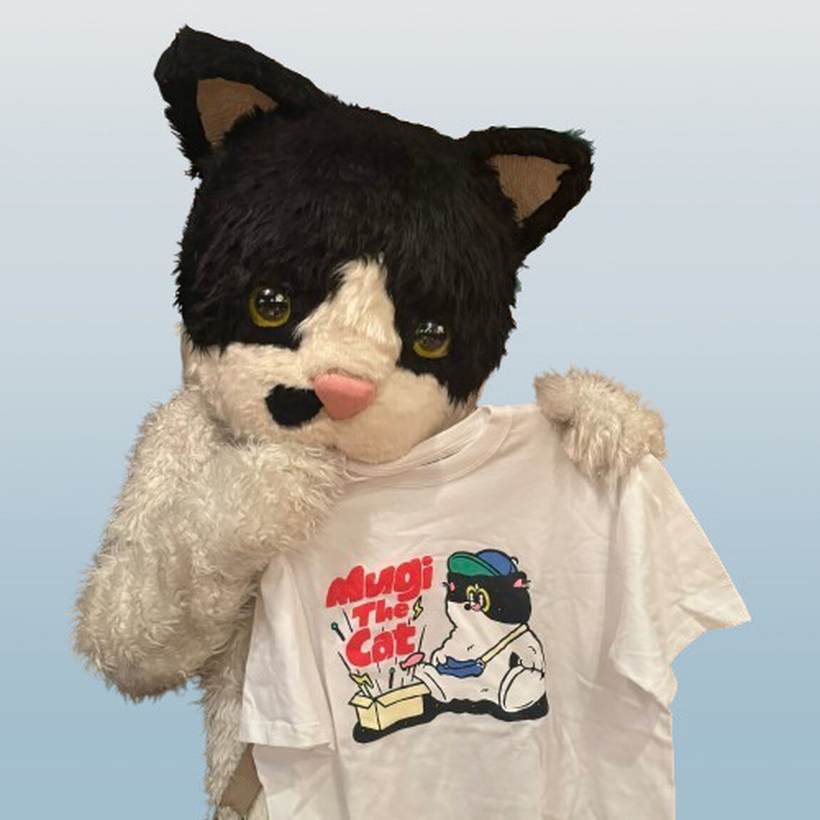 むぎ(猫)／飛び出た！むぎTシャツ（ホワイト） Lサイズ