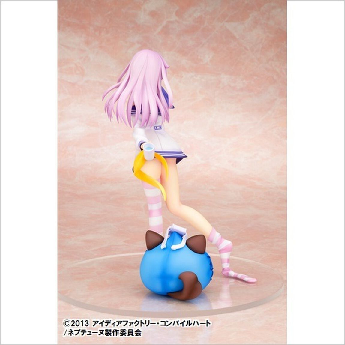 1/8スケールフィギュア　超次元ゲイム ネプテューヌ「ネプギア」寝起きVer.(2021年7月発売)
