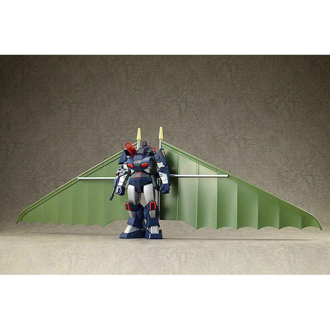 太陽の牙ダグラムCOMBAT ARMORS MAX29 1/72 Scale コンバットアーマーダグラム ハングライダー装着タイプ【再販】（2026年6月以降発売予定）