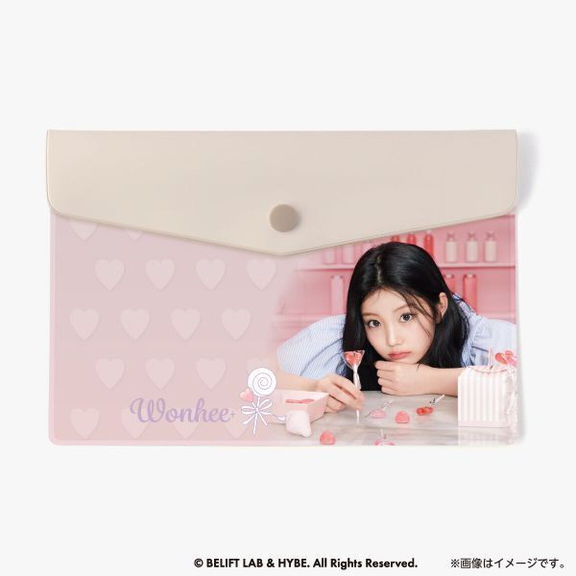ILLIT フラットポーチ_Wonhee　(B6サイズ)【セブンネット限定】(数量限定販売)