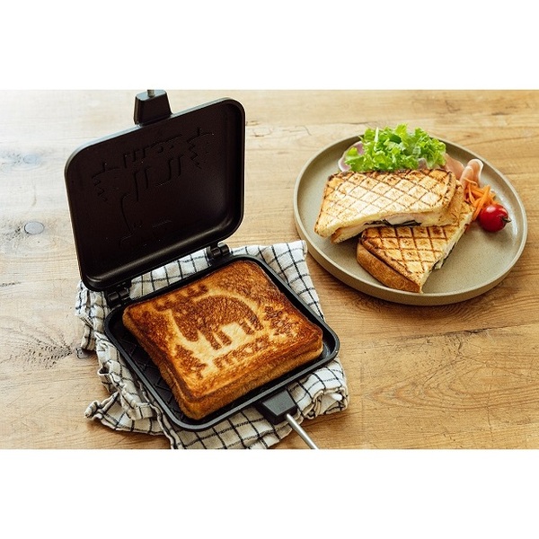 moz OUTDOOR BOOK ホットサンドメーカー ver.（セブン－イレブン／セブンネット限定）