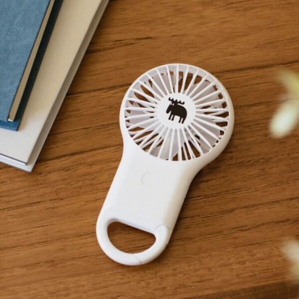 moz OUTDOOR カラビナ付きハンディファン BOOK WHITE ver.（セブン－イレブン／セブンネット限定）