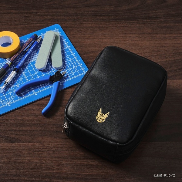 機動戦士ガンダムSEED FREEDOM GUNPLA PARTS POUCH BOOK（セブン－イレブン／セブンネット限定）