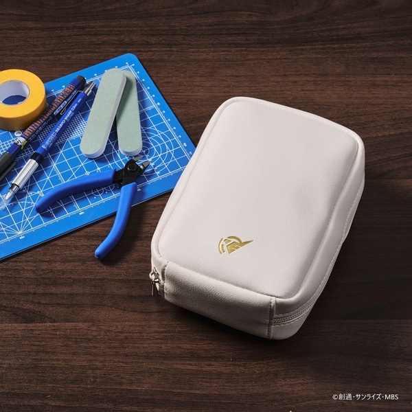 機動戦士ガンダム 水星の魔女 GUNPLA PARTS POUCH BOOK（セブン－イレブン／セブンネット限定）