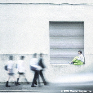 Beautiful　World／Kiss　＆　Cry
